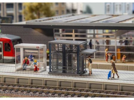 Faller HO Moderner Aufzug mit Antriebsteilen