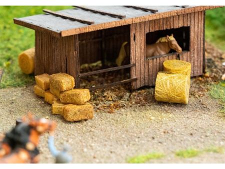 Faller H0 14 runde und 18 eckige Heuballen