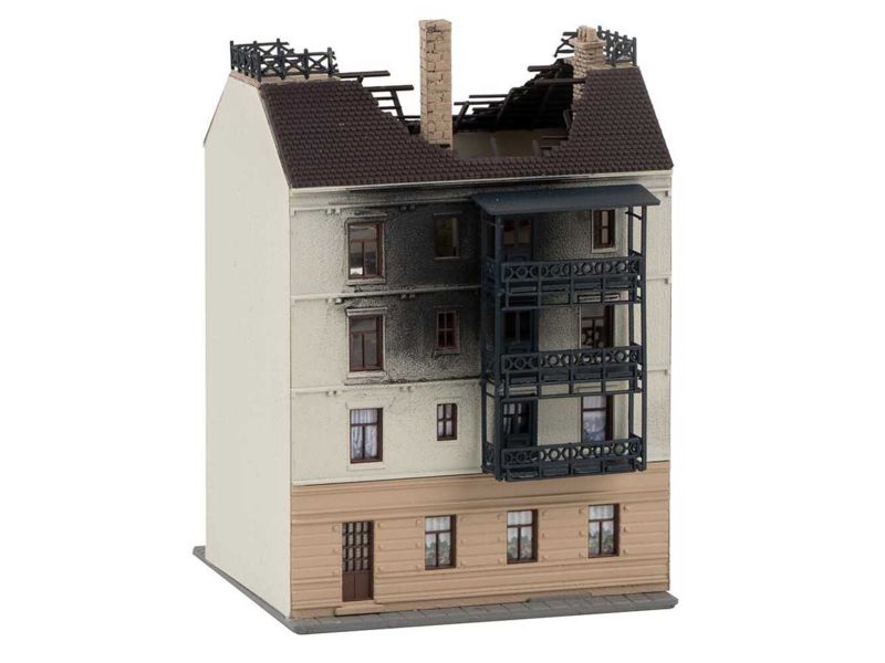 Faller N Brennendes Wohnhaus