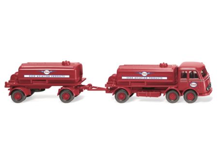 Tankwagenhängerzug           