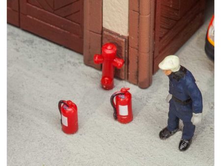 Faller  HO  6 Feuerlöscher und 2 Hydranten