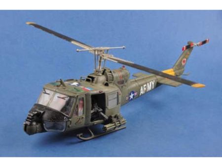 HOBBY BOSS 1/18 UH-1 Huey B C