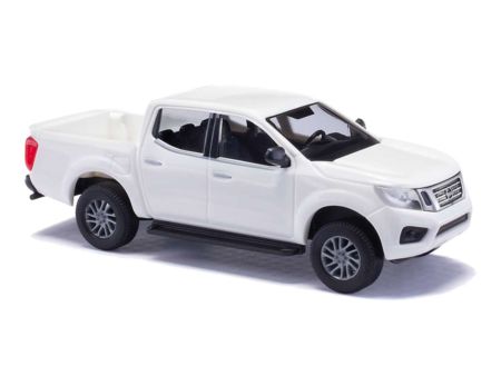 Busch Nissan Navara weiß