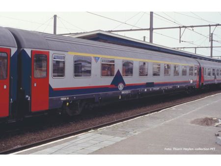 Piko Schnellzugwagen Eurofima 1. Klasse SNCB V