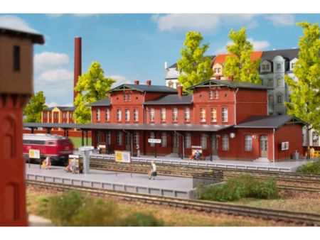 Auhagen N Bahnhof Neupreußen