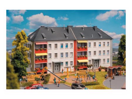 Faller  HO  Aktions-Set Wohnanlage