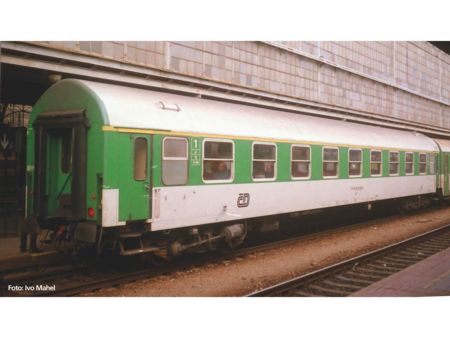 Piko HO Y-Schlafwagen blaue Farbe CSD III-IV