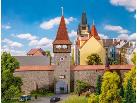 Faller  Spur N Altstadtturm mit Mauer
