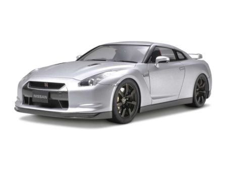 Tamiya 1:24 Nissan GT-R Strassenversion