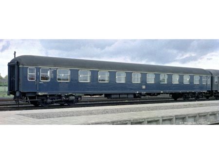 BRAWA  H0 Schnellzugwagen A4ümg-54 DB III DC LED+