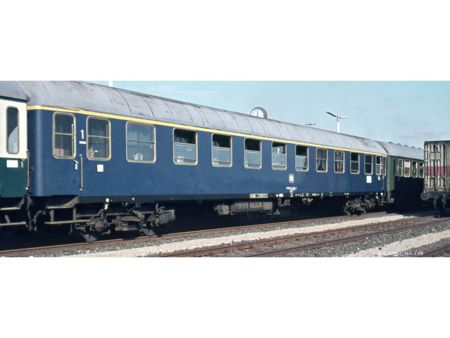 BRAWA  H0 Schnellzugwagen Aüm202 DB IV AC LED+