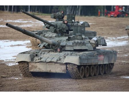 TRUMPETER 1/35 T80 UE-1 MBT