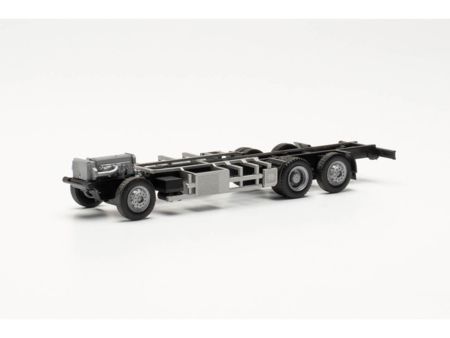 Herpa HO FG Iveco S-Way LNG 7,82m, 2St