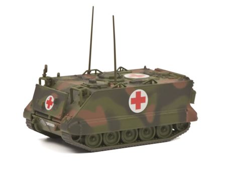 Schuco M113 Sanitätspanzer BW 1:87