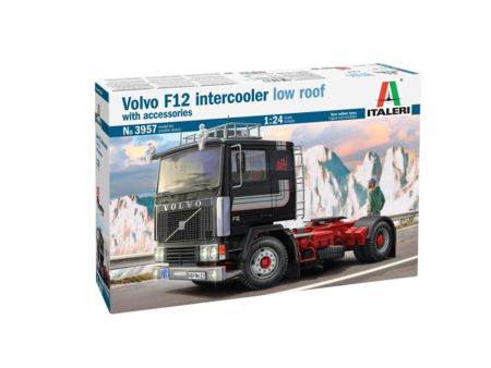 Italieri 1:24 Volvo F-12 Intercooler Low Roof
