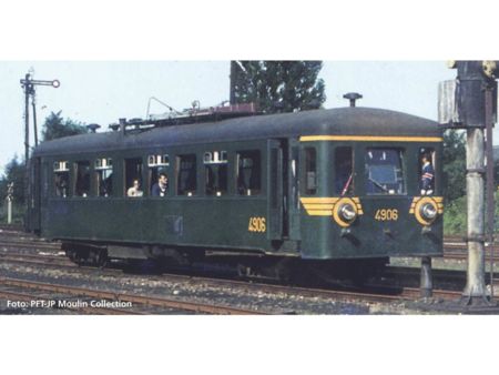 Piko HO Diesel-Schienenbus Rh 49 SNCB IV, inkl. Piko HO Deco