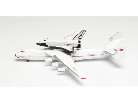 Herpa Wings 1:400 AN-225 Mriya + Buran