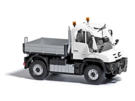 Busch HO Bausatz: Mercedes-Benz Unimog