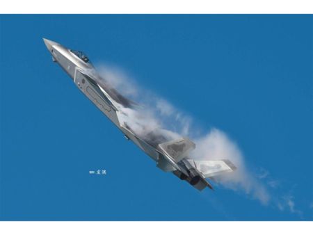 TRUMPETER 1/48 J-20 Mighty Dragon