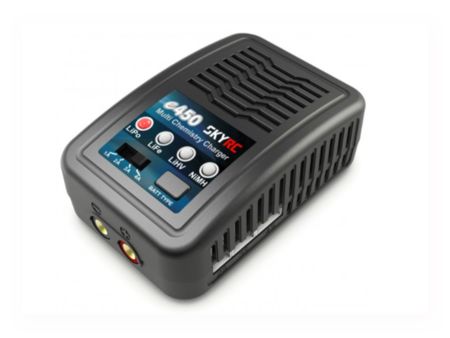 e450 AC Ladegerät NiMh 6-8 / LiPo 2-4s 1-4A 50W