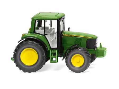 John Deere 6820              
