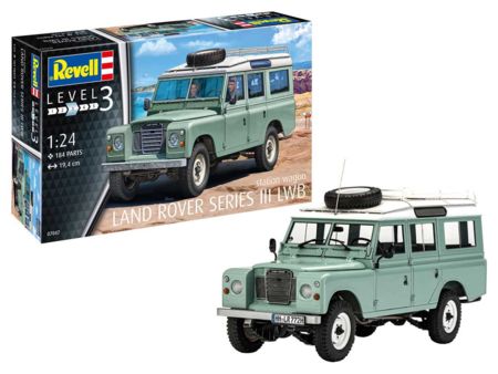Revell  Land Rover Series III LWB station wagon 1:24