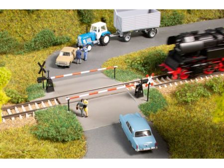 Auhagen TT Beschrankter Bahnübergang