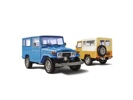Italieri 1:24 Toyota BJ-44 LandCruiser So./Ha.Top