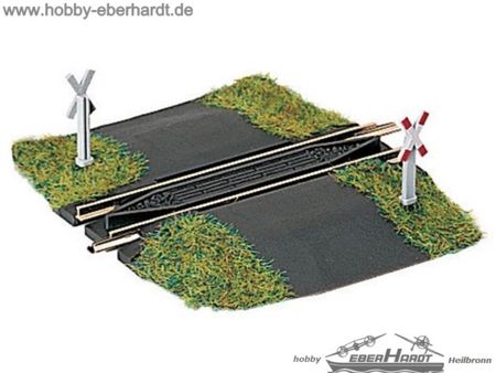 Fleischmann BAHNUEBERGANG UNBESCHRANKT    