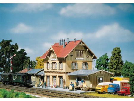 Faller HO Bahnhof Güglingen