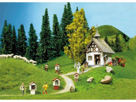 Faller HO Kapelle mit Wegkreuzen