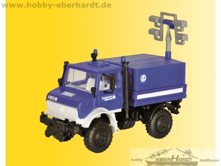 Kibri H0 THW UNIMOG mit Flutlichtmast