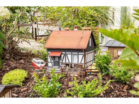 Pola G Fachwerkhäuschen