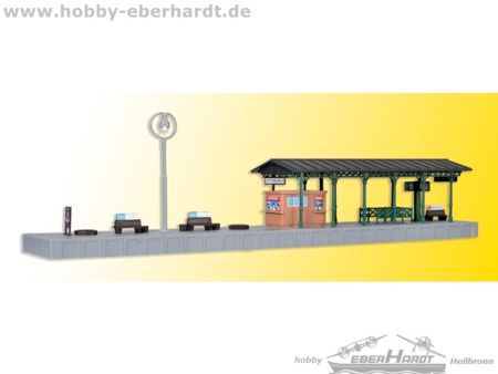 Kibri N Bahnsteig mit LED-Beleuchtung