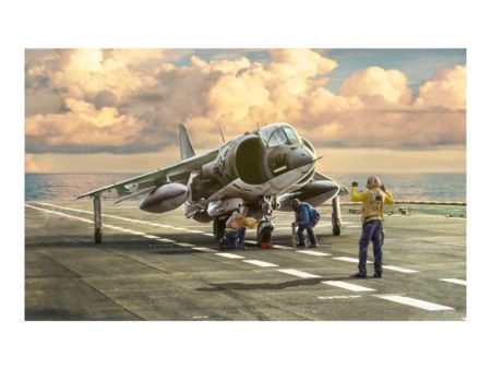 Italieri 1:72 AV-8A Harrier