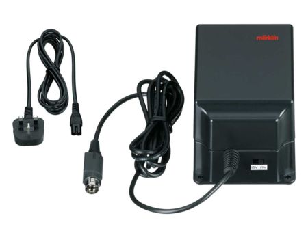 Märklin  Schaltnetzteil 230V/60VA UK