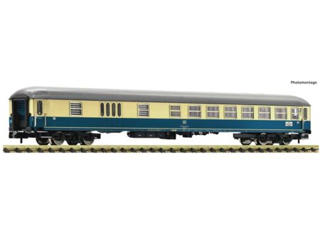 Fleischmann N  Schnellzugwg. 2. Klasse mit Gepäckabteil, DB