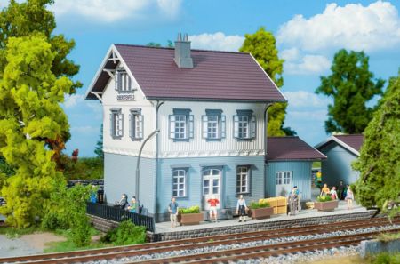 Faller HO Bahnhof Oberstenfeld