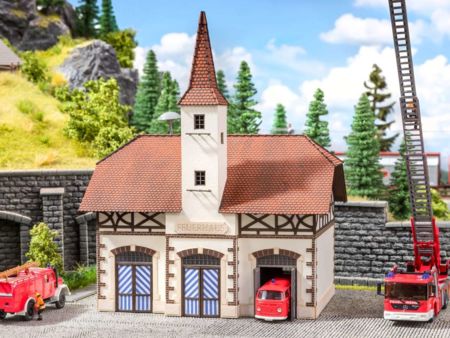 NOCH  HO Feuerwehrwache mit micro-sou…