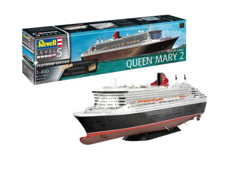 Revell  Queen Mary 2 1:400