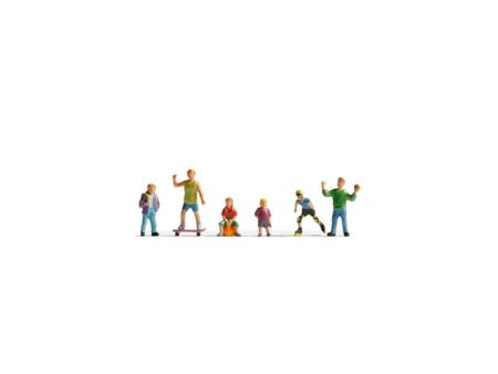 Noch  H0 Spielende Kinder