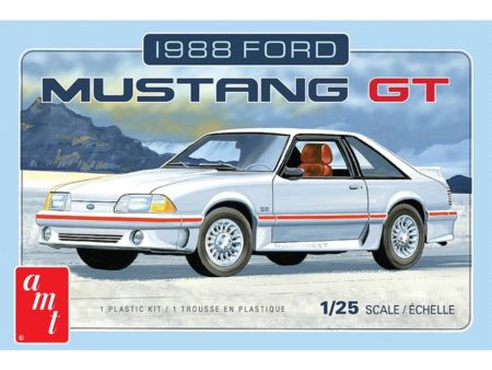 AMT 1/25 1988er Ford Mustang