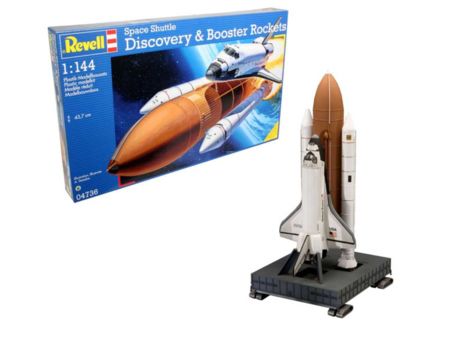 Revell  Space Shuttle Discovery & Booster Rockets 1:144