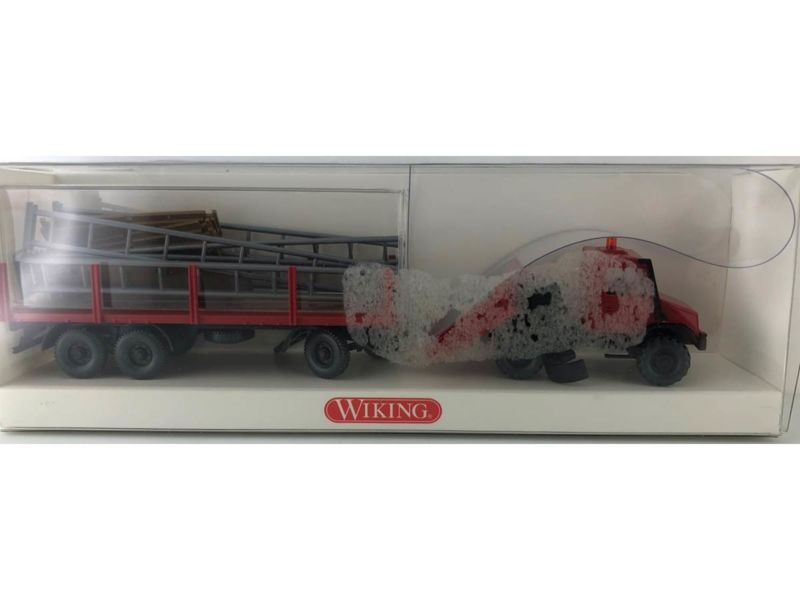 Wiking 392 03 27  Unimog U 140 mit Rungenhänger und Ladung  