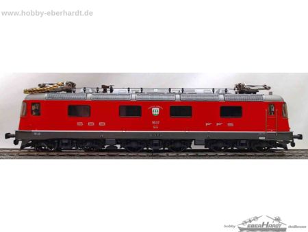 HAG 207     Second hand  SH0823