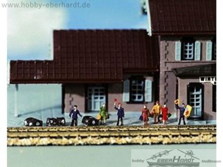 Auf dem Bahnhof              