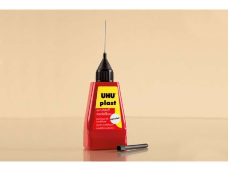 Auhagen 1 Flasche Uhu Plast, 30g