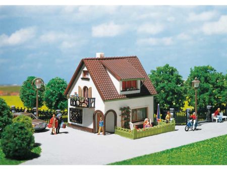 Faller HO Haus mit Dachgaube