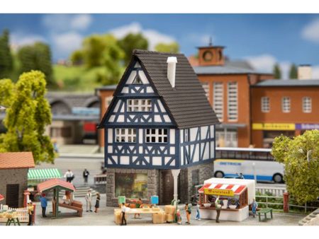 Faller Spur N  Fachwerkhaus mit Apotheke