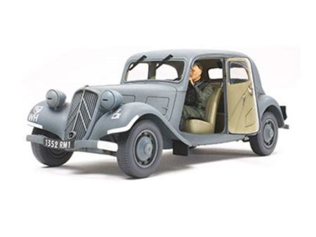 Tamiya 1:35 Fran. Citroen Traction Dienstw. (1)